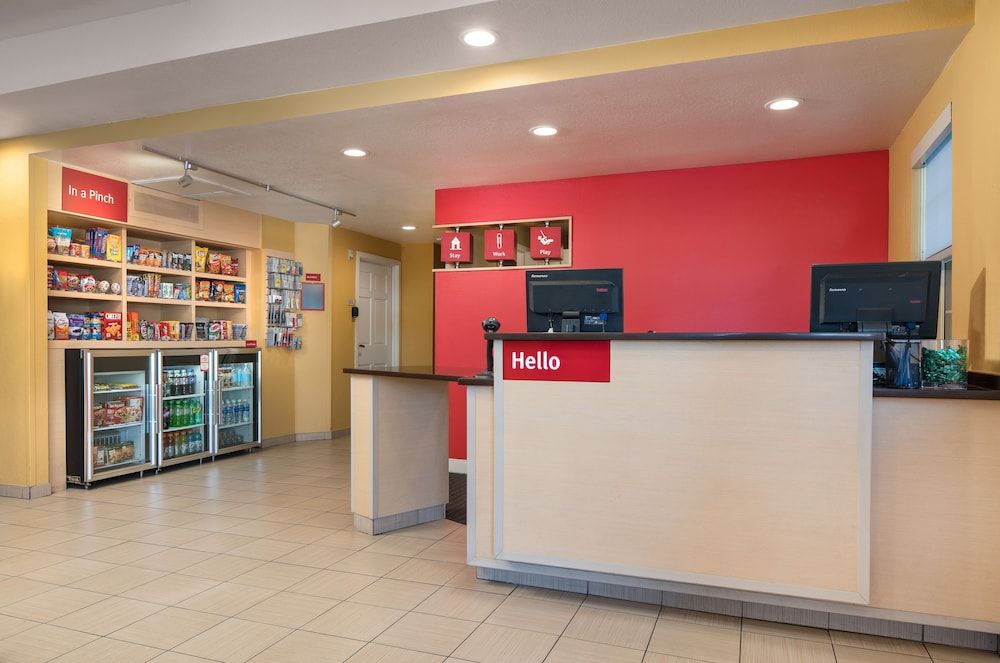 TownePlace Suites Los Angeles LAX/Manhattan Beach 3