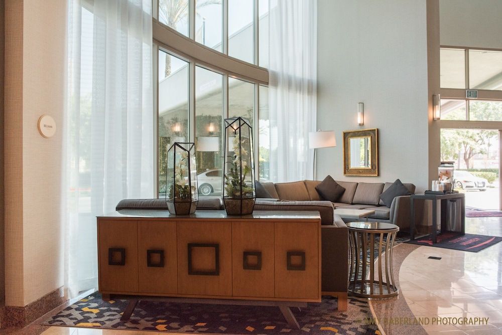 Anaheim Marriott Suites 3