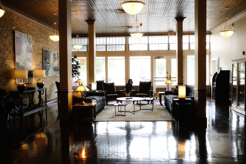 Best Western Plus Sunset Suites-Riverwalk 3