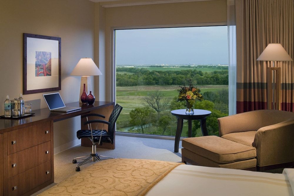 Dallas/Ft. Worth Marriott Hotel & Golf Club Champions Circle 2