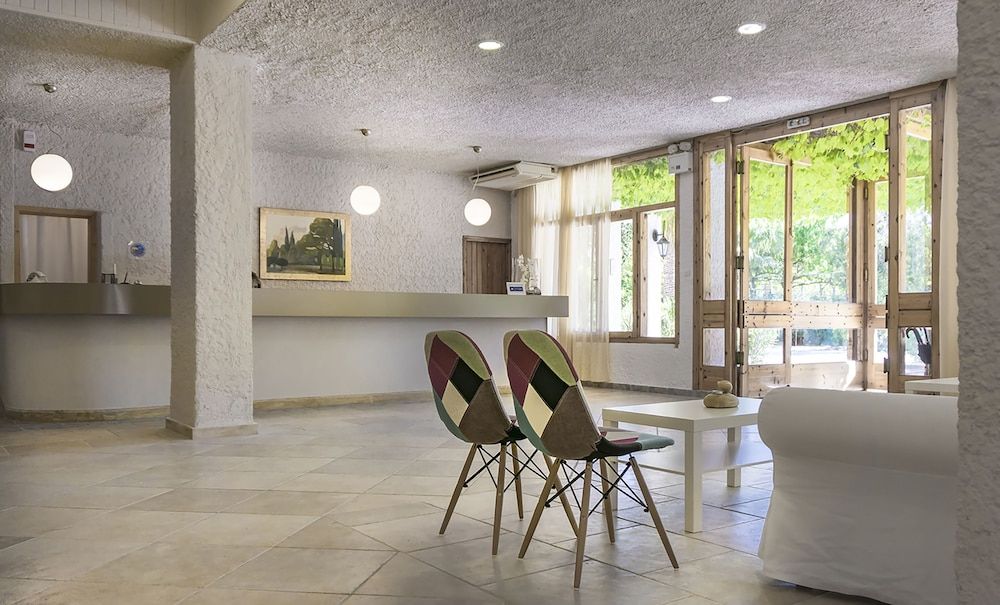 The Grove Seaside Hotel 2