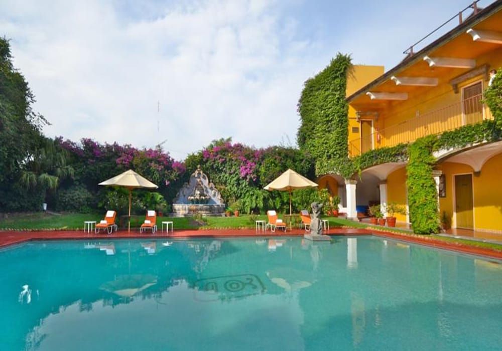 Mision Guadalajara Carlton 1