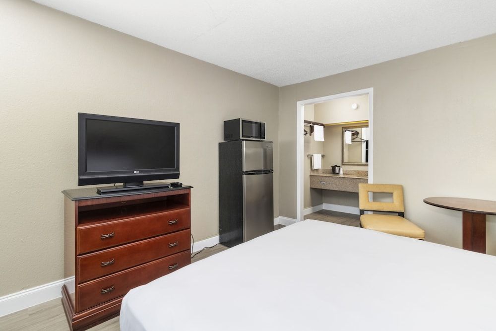 A P T Suites Lakeland 3