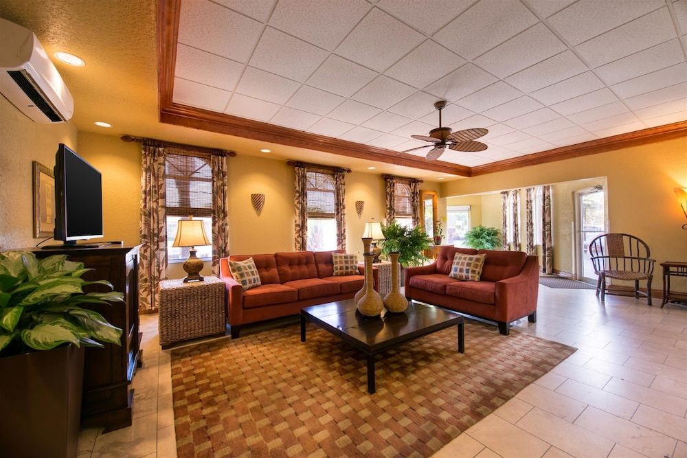 Best Western Tampa 2