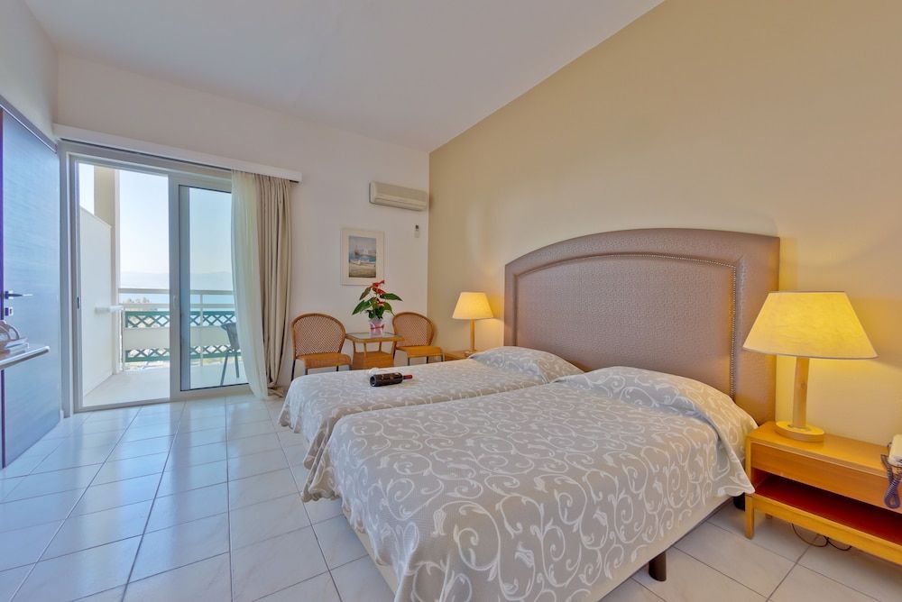 Bomo Palmariva Beach 4 estrelas em Eretria