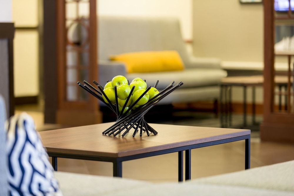 Hyatt Place Dallas/North Arlington/Grand Prairie 2