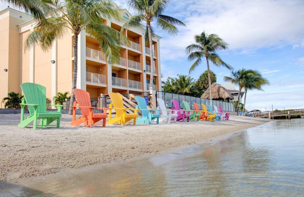 Hutchinson Island Plaza Hotel & Suites 1