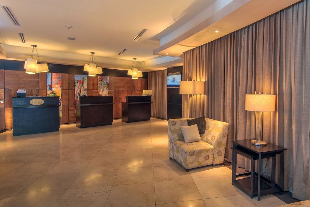 Hotel Lucerna Mexicali 2