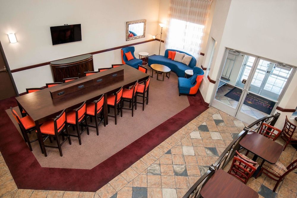 Hawthorn Suites by Wyndham Las Vegas/Henderson 2