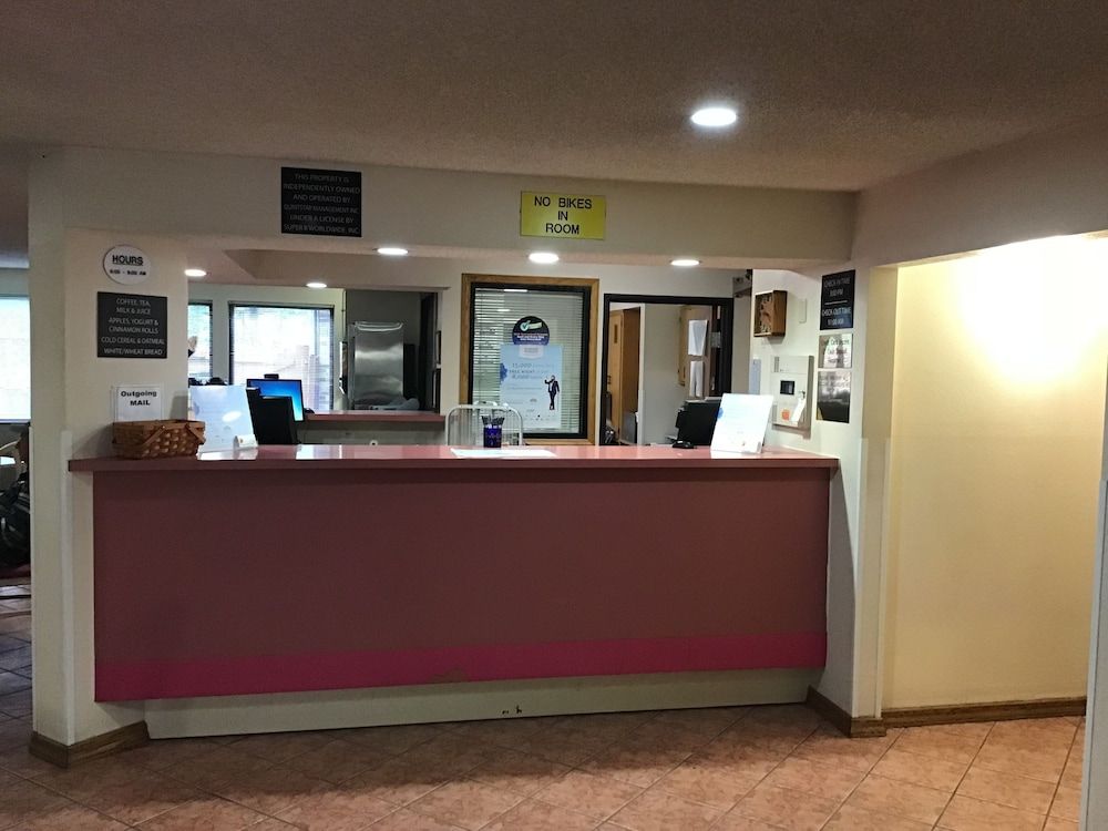 Super 8 by Wyndham Moab 3