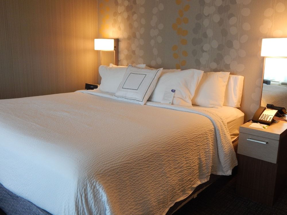 Courtyard By Marriott Pasadena/Old Town 3