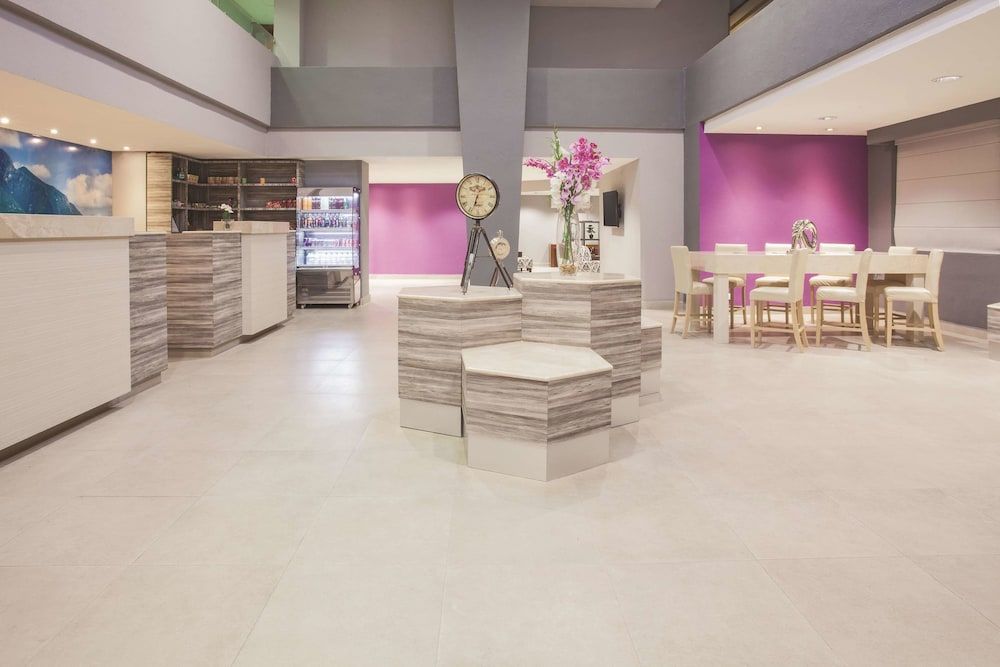 CHN Monterrey Centro Trademark by Wyndham 3