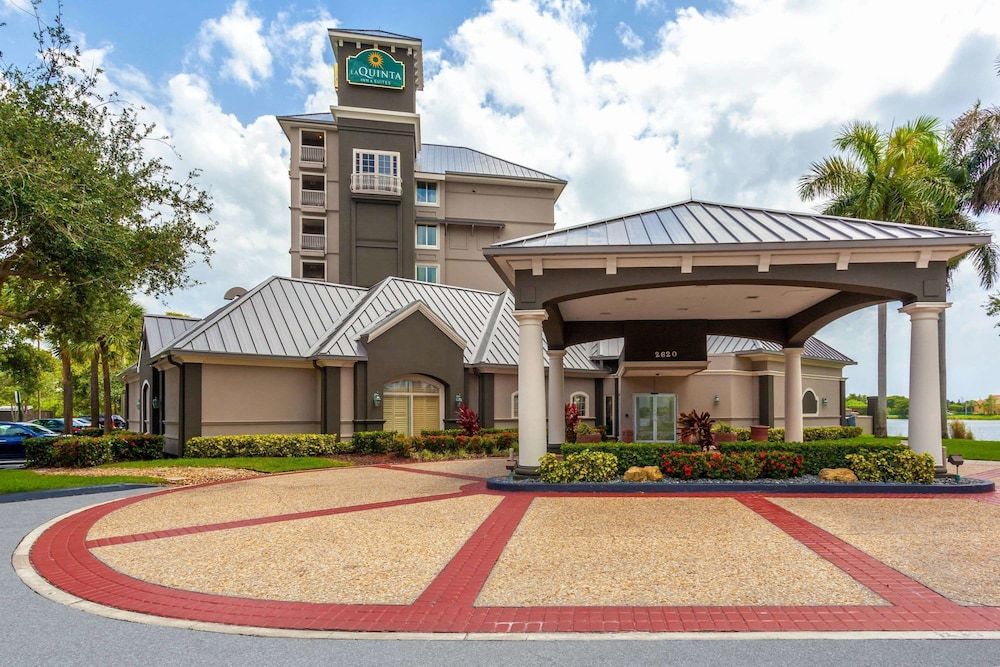 La Quinta by Wyndham Ft. Lauderdale Airport 3 estrellas en Hollywood