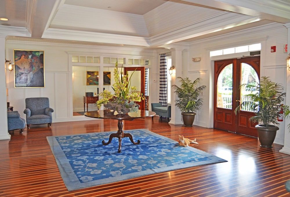 Tranquility Bay Beach House Resort 2