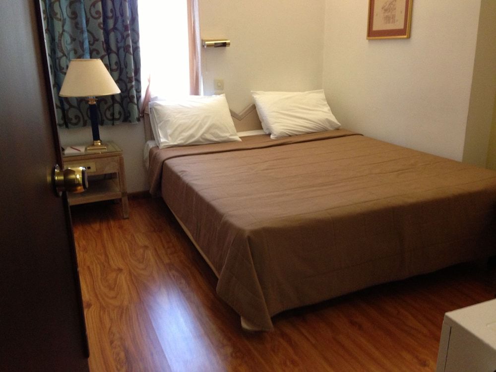 Candia Hotel 3 Candia Hotel 3