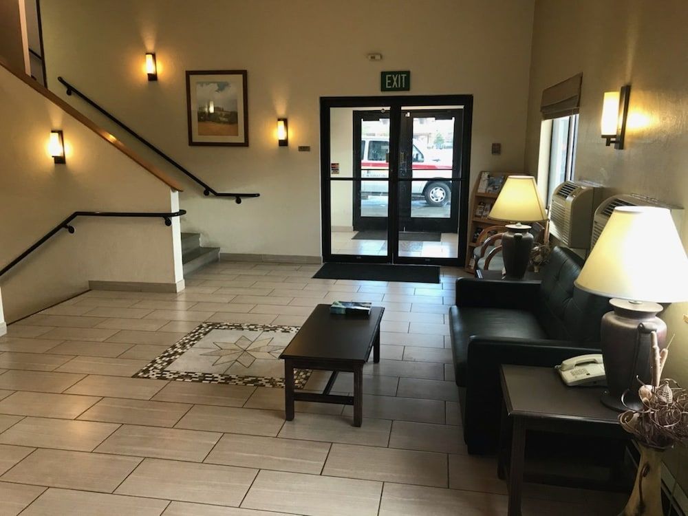 Super 8 by Wyndham Fairbanks 3