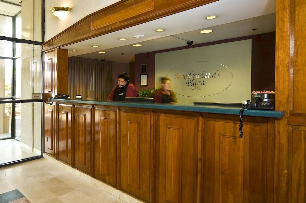 Meadowlands Plaza Hotel 2