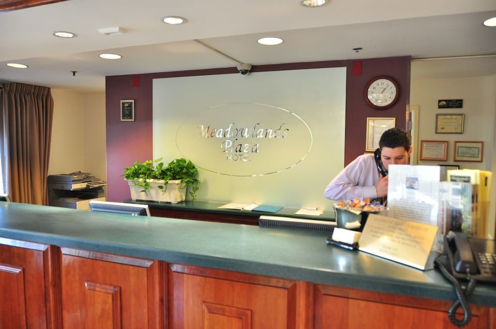 Meadowlands Plaza Hotel 3