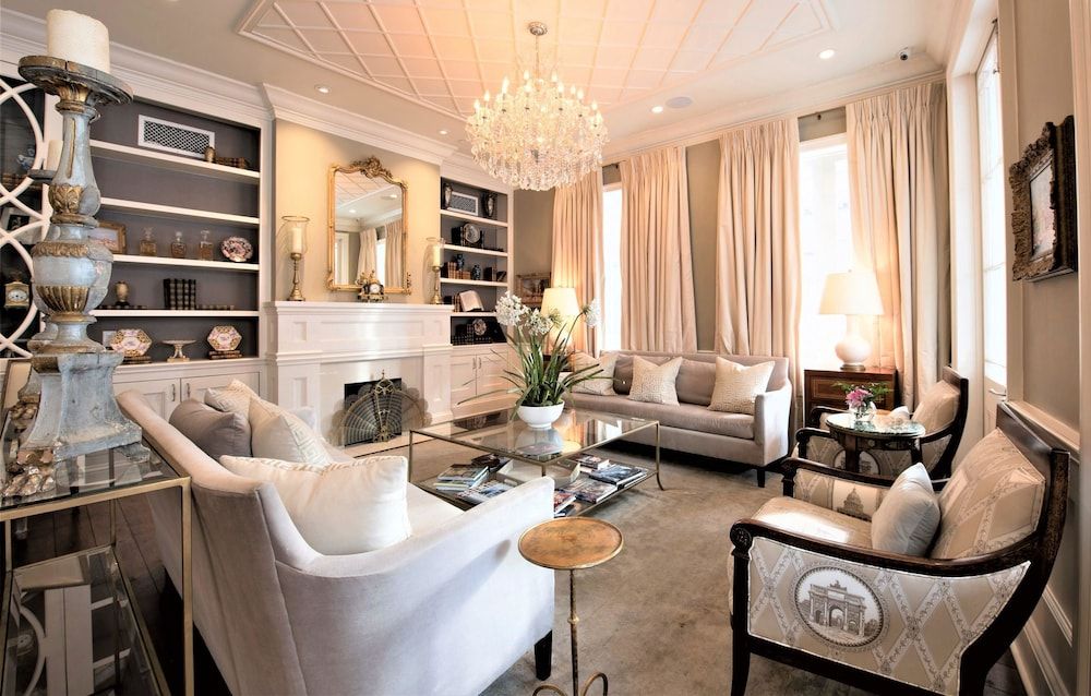 St. James Hotel, Ascend Hotel Collection 4 estrellas en New Orleans