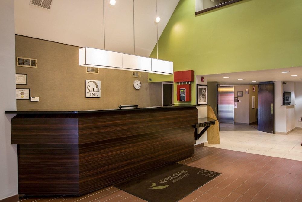 Sleep Inn Airport 2