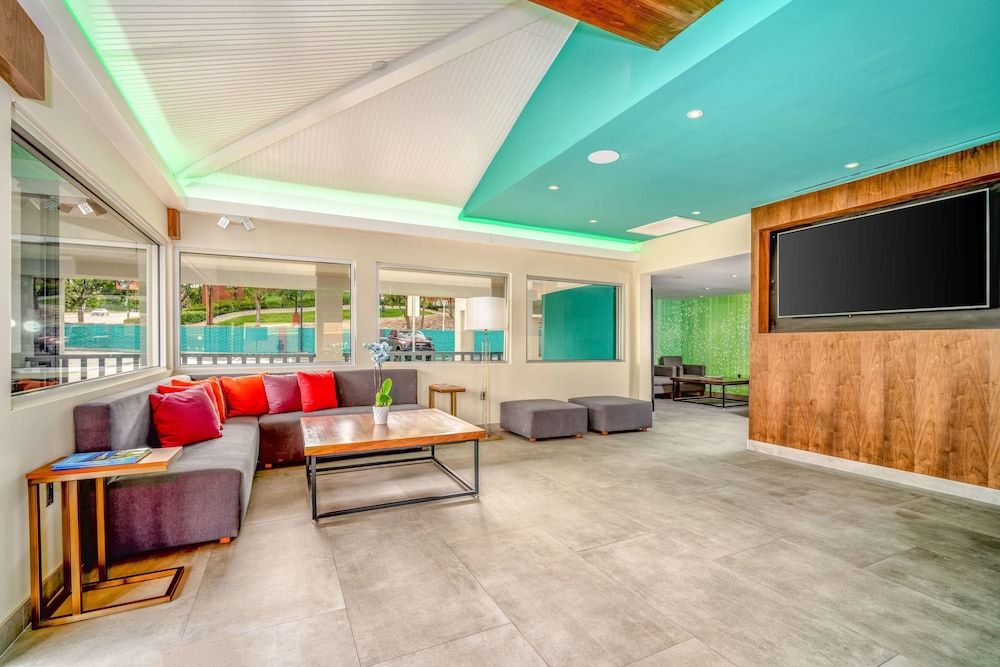 818 Hotel + Pool, Ascend Hotel Collection 2