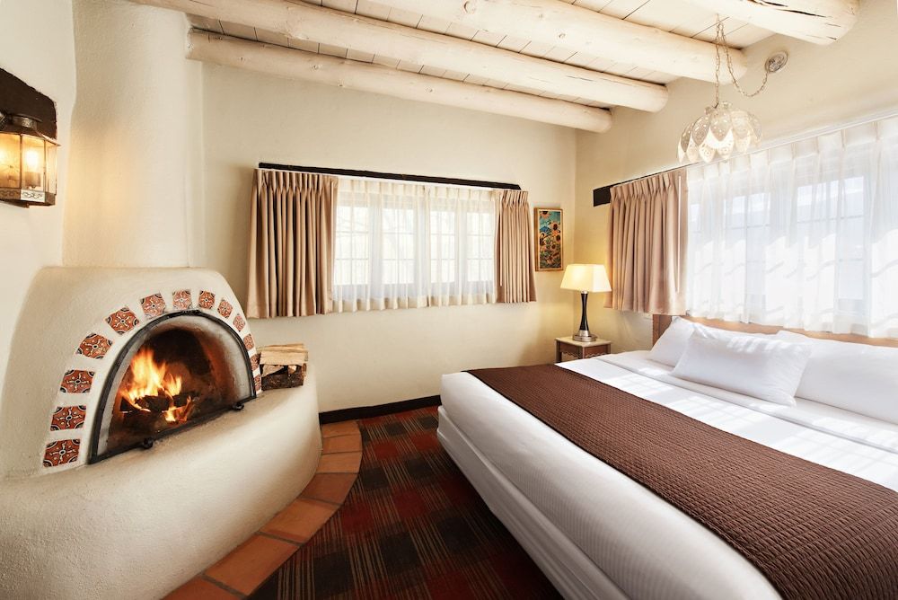 Sagebrush Inn & Suites 3