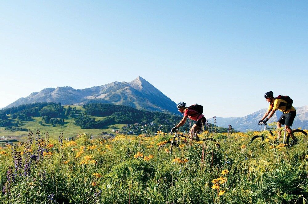 Grand Lodge Crested Butte 3 estrelas em Crested Butte