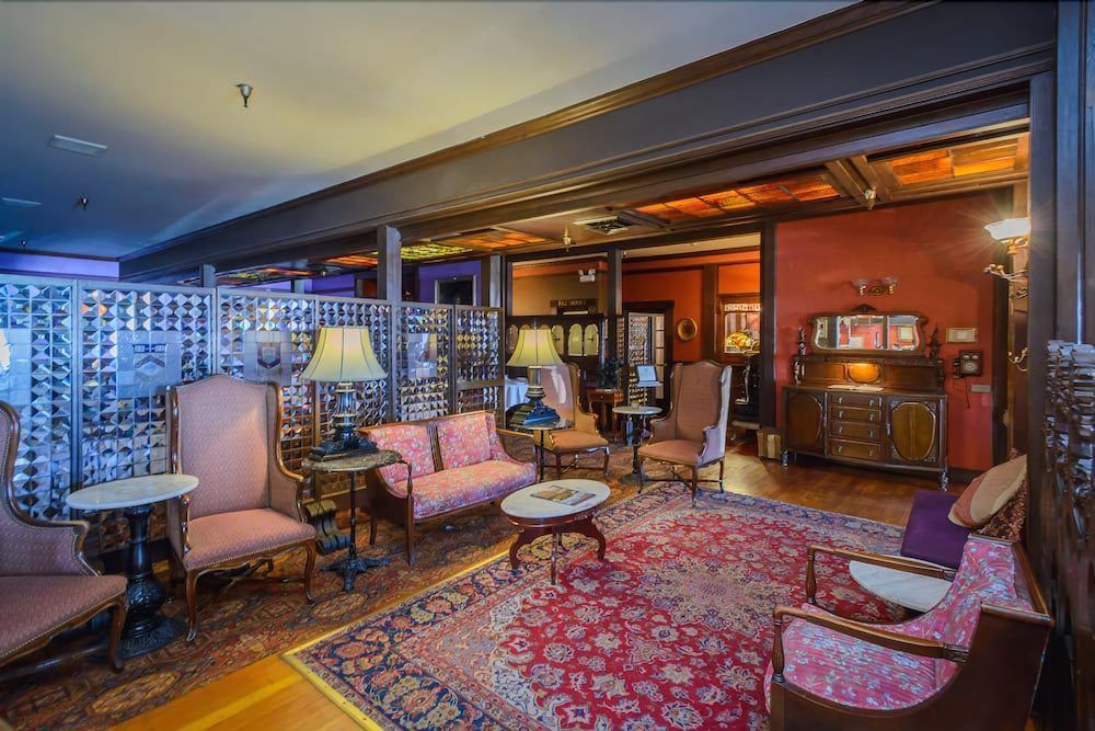 Mendocino Hotel & Garden Suites 3