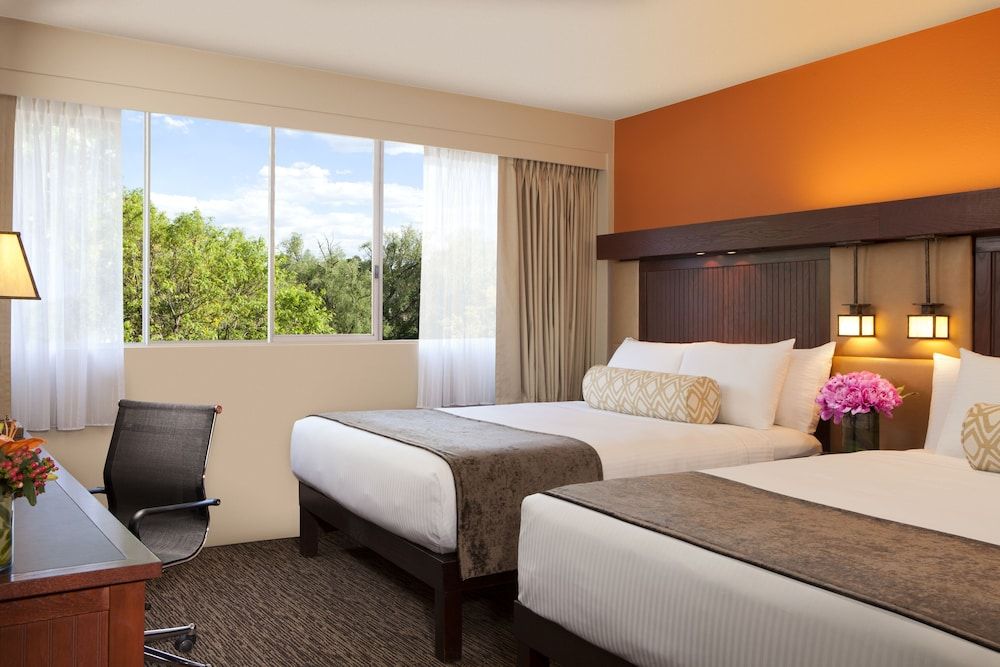 Millennium Harvest House Boulder 3