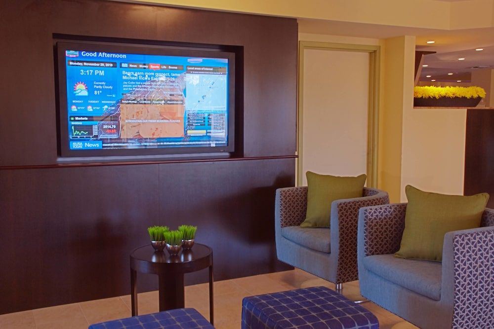 Courtyard Key Largo 2