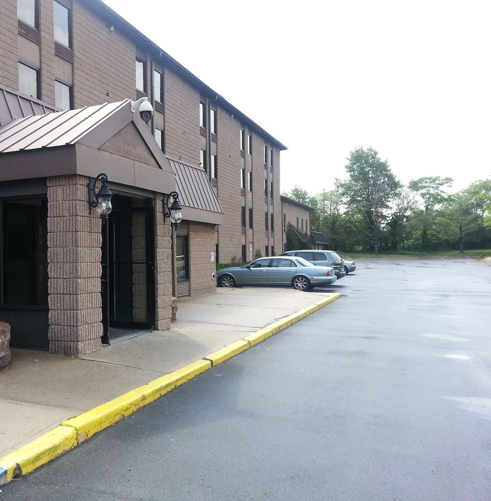 Red Carpet Inn & Suites South Plainfield/Piscataway