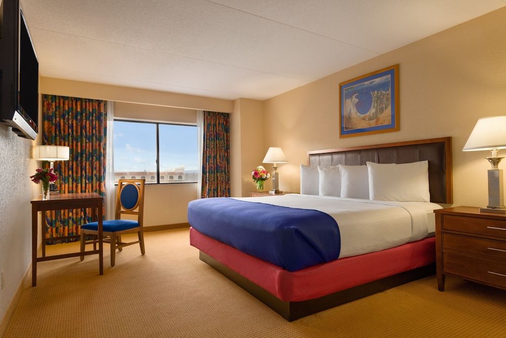 Harrah's Laughlin Hotel & Casino 3