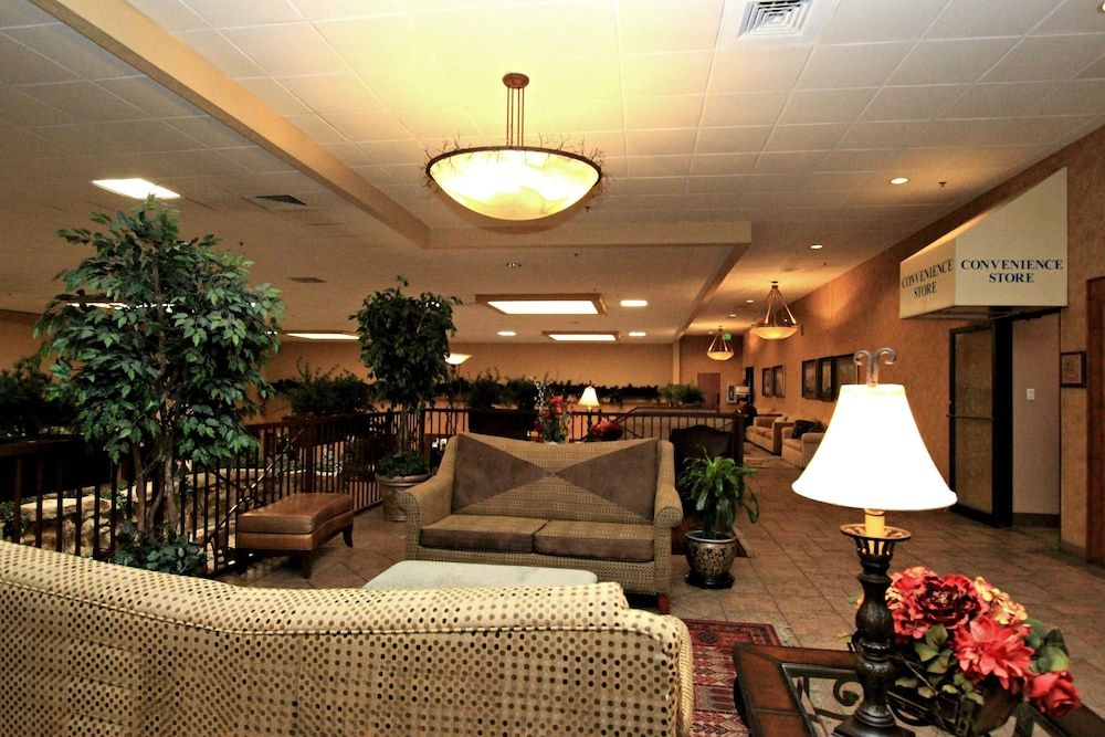 Ramada Plaza by Wyndham Northglenn/Denver North 3