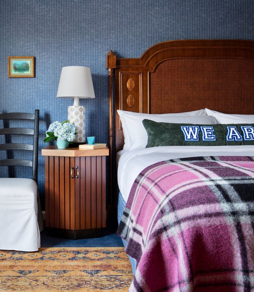 Graduate State College 2