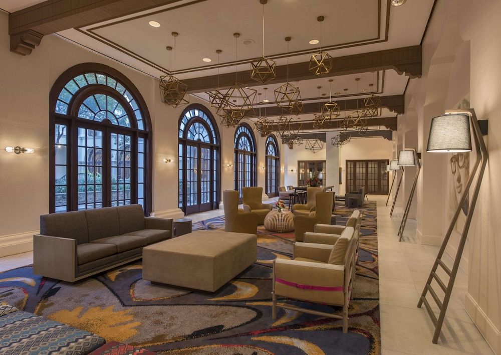 DoubleTree by Hilton Austin 2