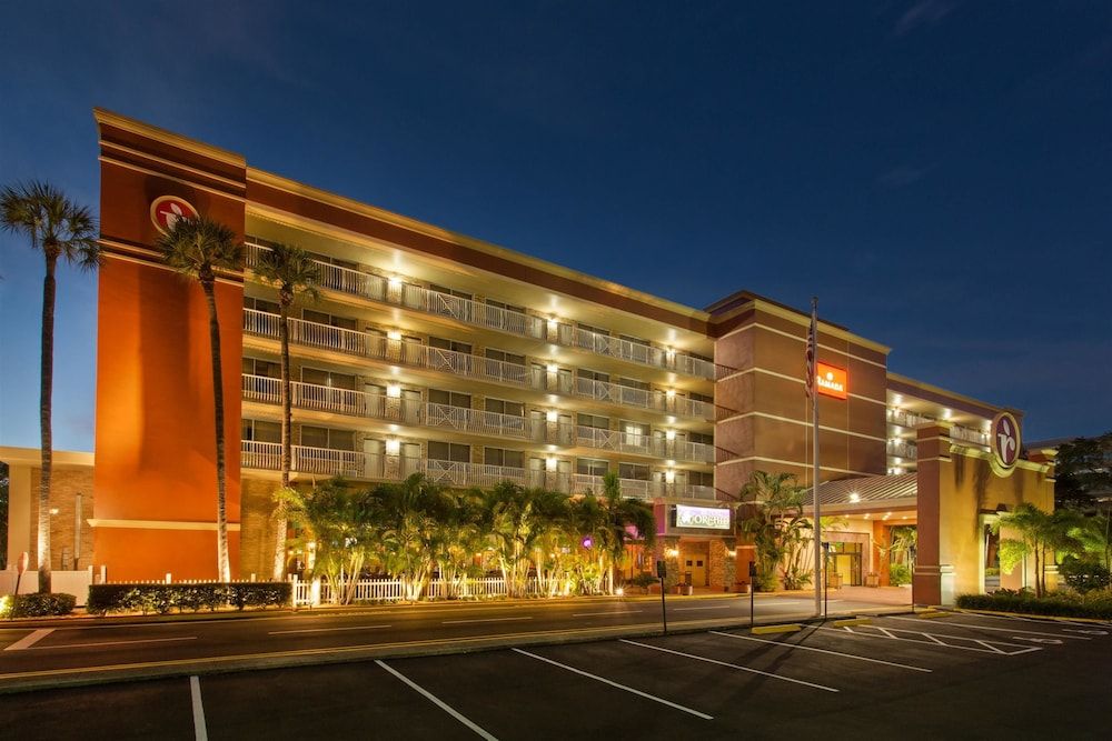 Ramada by Wyndham Tampa Airport Westshore 3 estrellas en Tampa
