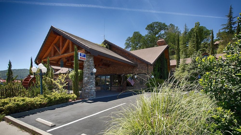 Best Western Plus Yosemite Gateway Inn 3 étoiles à Oakhurst