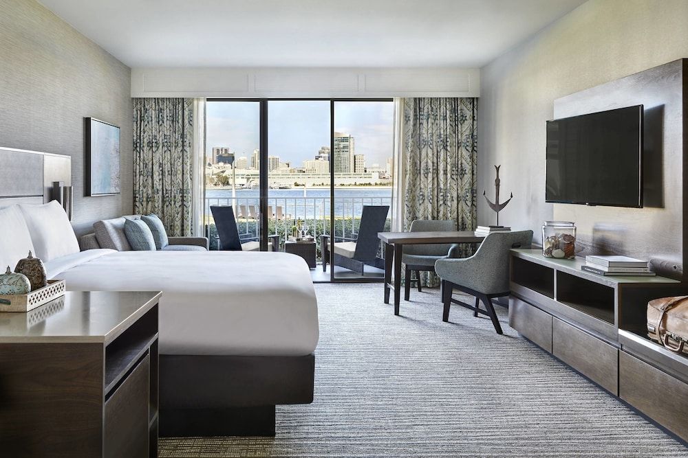 Coronado Island Marriott Resort & Spa 2 Coronado Island Marriott Resort & Spa 2