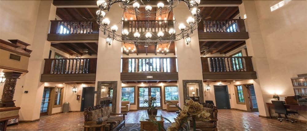 Vanllee Hotel and Suites 2 Vanllee Hotel and Suites 2