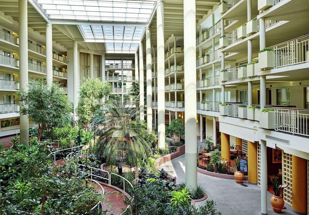 Embassy Suites by Hilton Parsippany 3