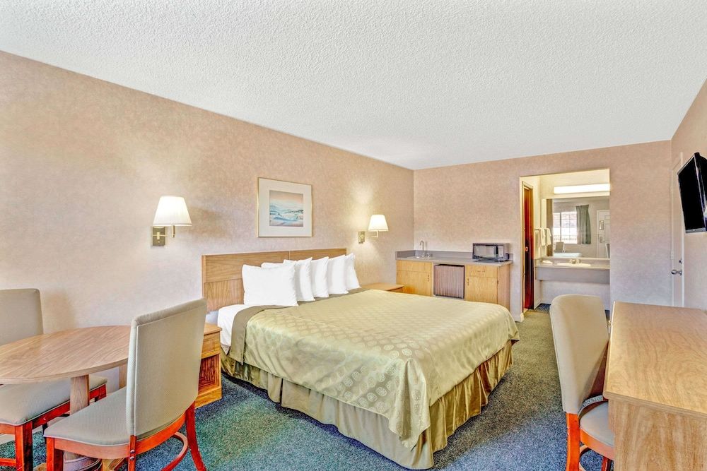 Days Inn by Wyndham Carson City 3