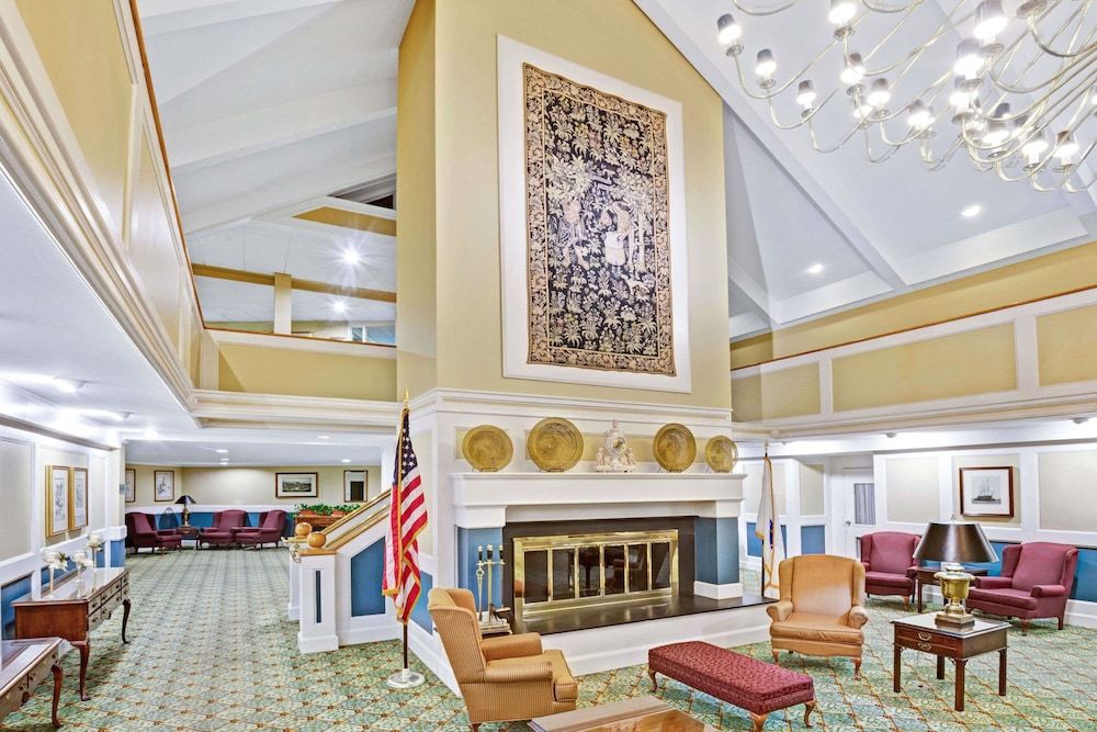 Ramada by Wyndham Seekonk Providence Area 2