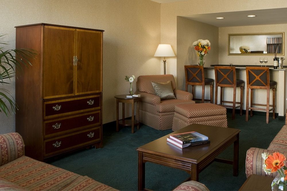 Holiday Inn Arlington at Ballston 3