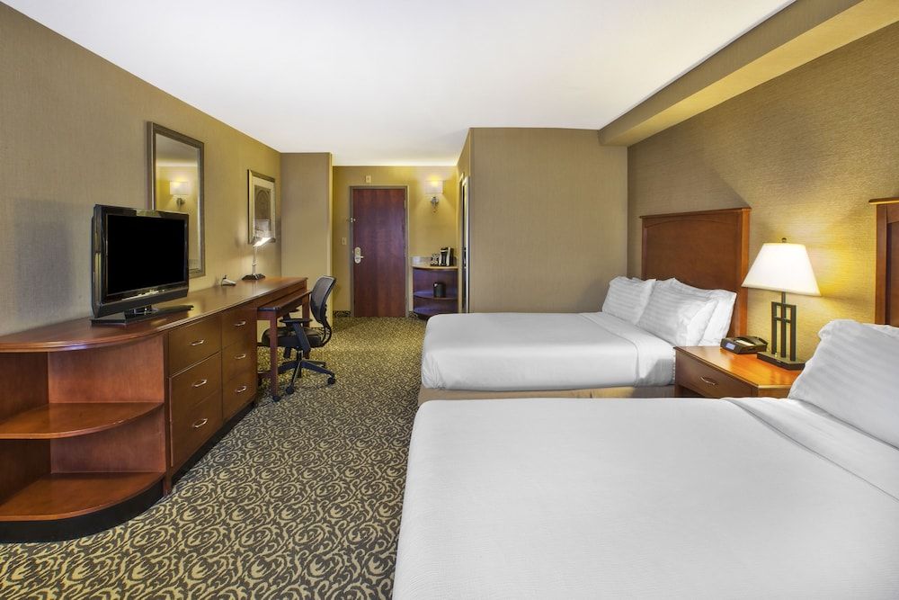 Holiday Inn National Airport/Crystal City 3