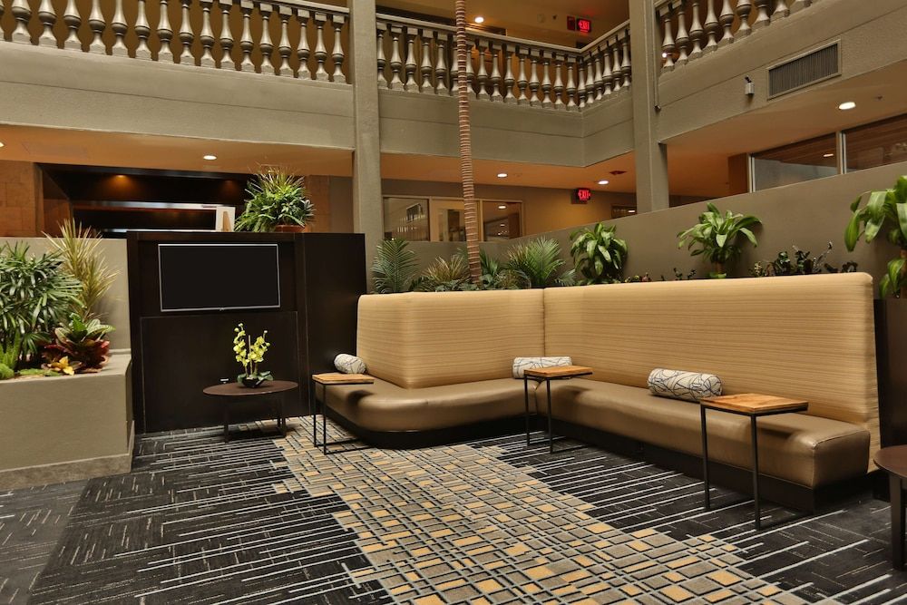 DoubleTree Suites by Hilton Hotel McAllen 1