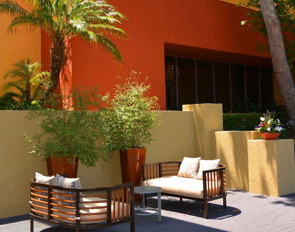 Sheraton Agoura Hills Hotel 2