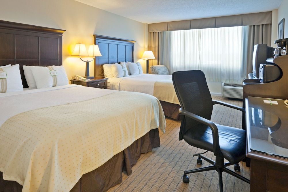 Holiday Inn Birmingham-Airport 3