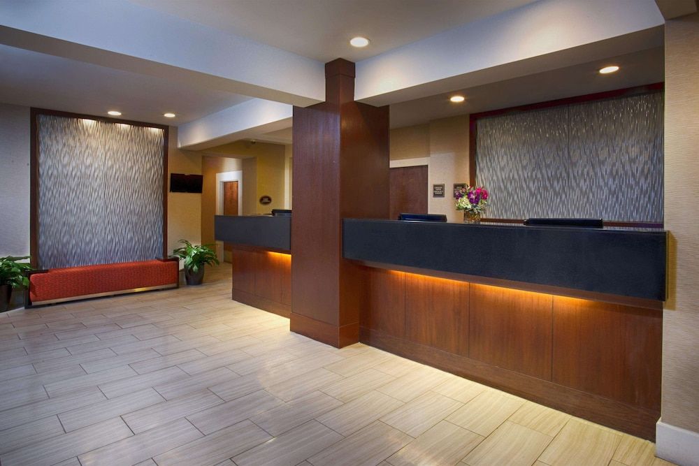 DoubleTree by Hilton Norwalk 2