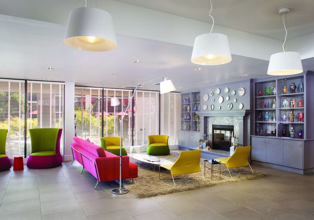 Avatar Hotel Santa Clara Tapestry Collection 2