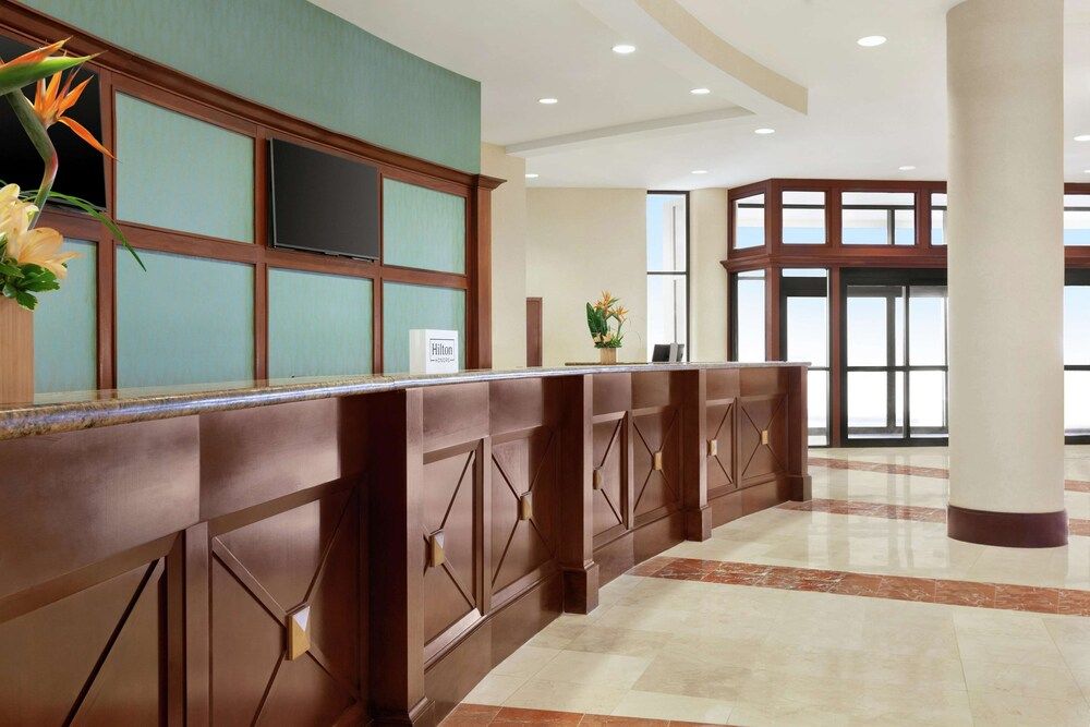 The Singer Oceanfront Resort, Curio Collection 3